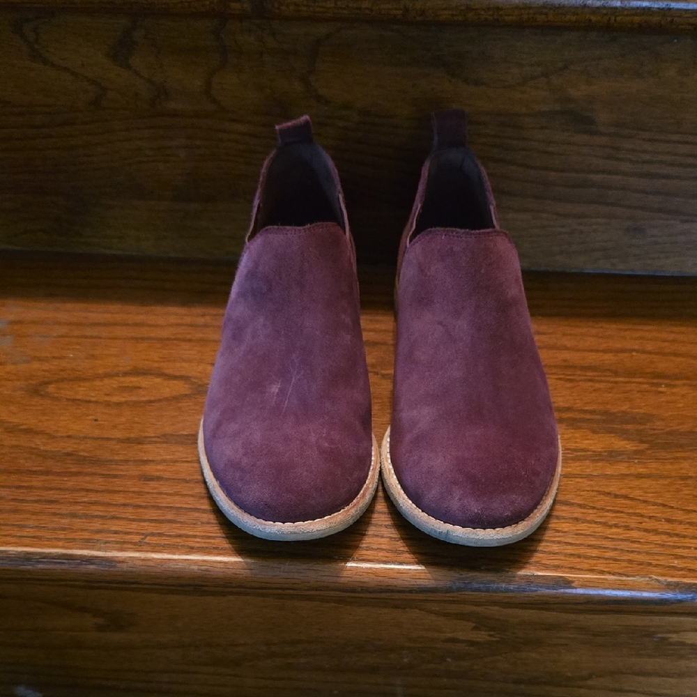 Womens CLARKS Suede Slip-On Casual Shoes in Burgundy - 8